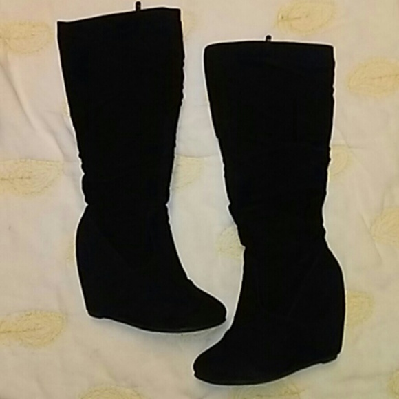 vegan wedge boots
